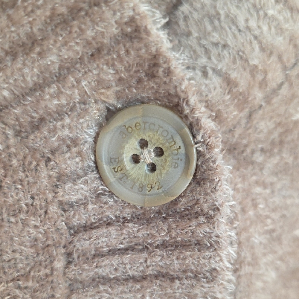 Abercrombie & Fitch Kids Soft Knit Button Front Cropped Brown Cardigan Girl 9/10 - Picture 5 of 11